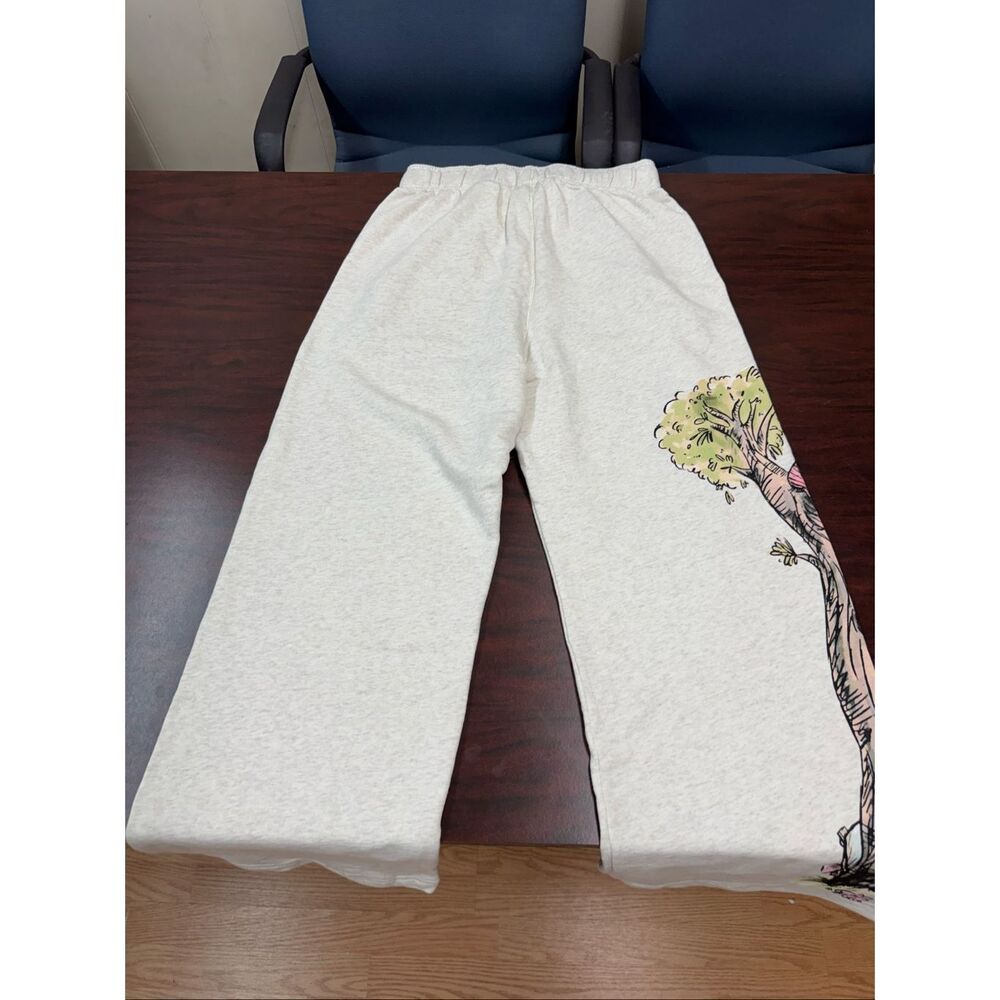 NWT Disney Winnie The Pooh Wide Leg Beige Sweatpants Size Medium - Picture 4 of 11